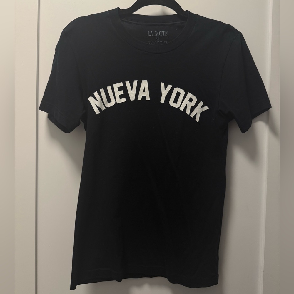 La Notte Aritzia Nueva York Tee - XS